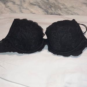 New PINK Victoria’s Secret lightly lined Demi bra